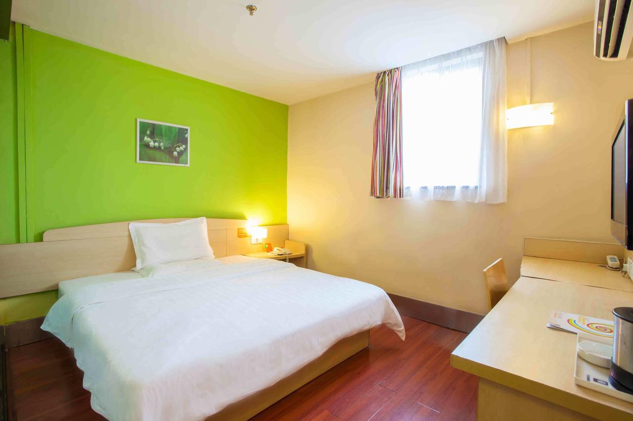 7Days Inn Shanghai Yichuan Road Экстерьер фото