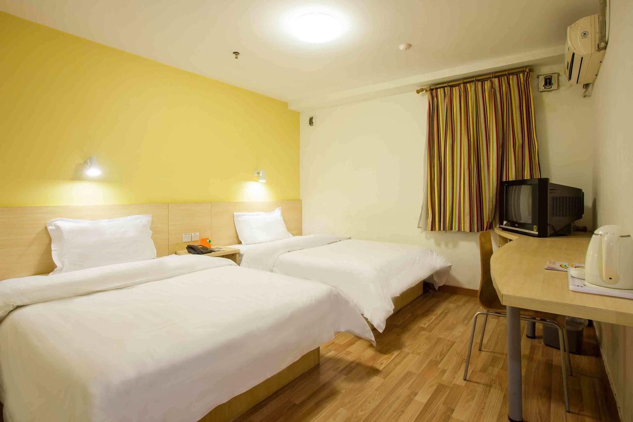 7Days Inn Shanghai Yichuan Road Экстерьер фото