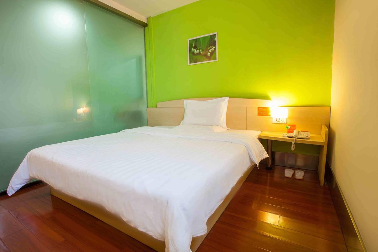 7Days Inn Shanghai Yichuan Road Экстерьер фото